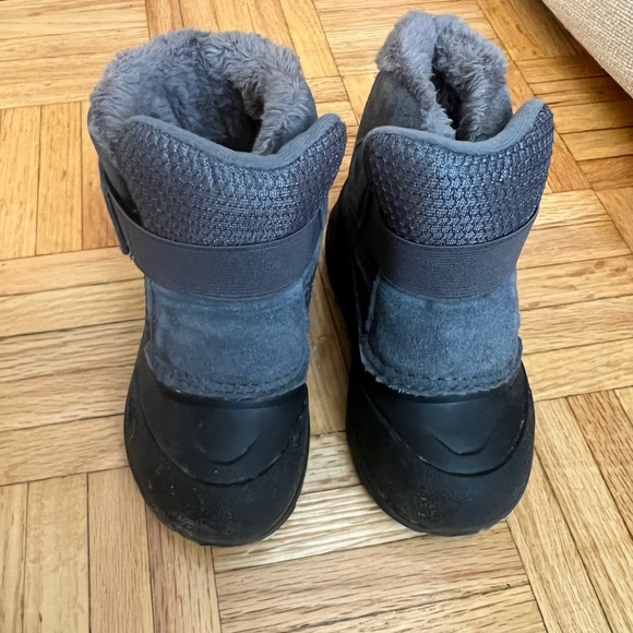 Snow boots for toddlers THE NORTH FACE Alpenglow II size US 8
Black Zinc Grey - Picture 5 of 6